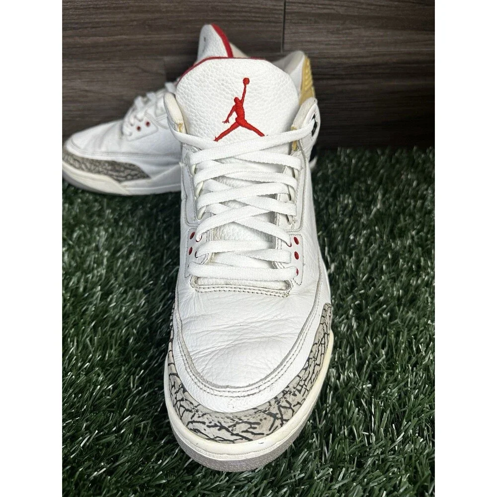 AIR JORDAN 3 III RETRO release 2010‎ - 136064 105 Mens Size 11.5